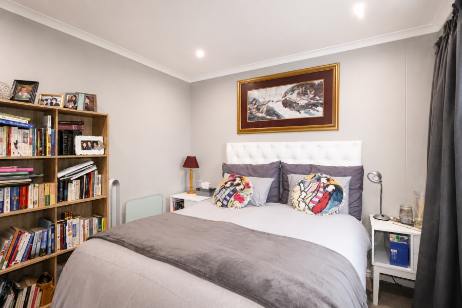 2 Bedroom Property for Sale in Table View Western Cape